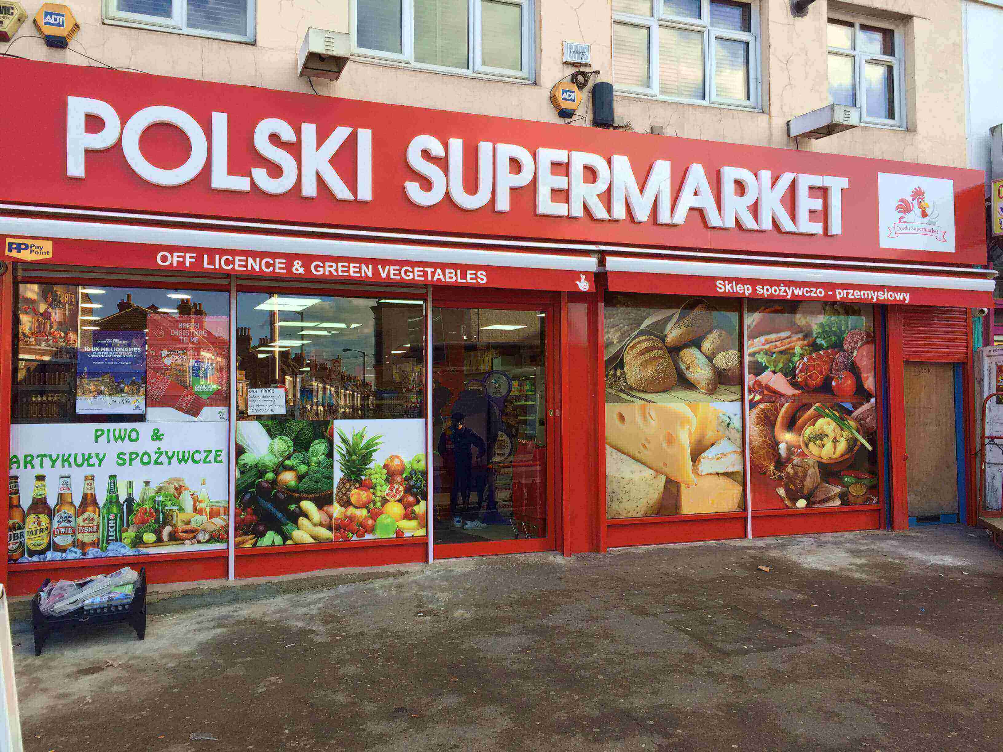 Polski Supermarket - Front View